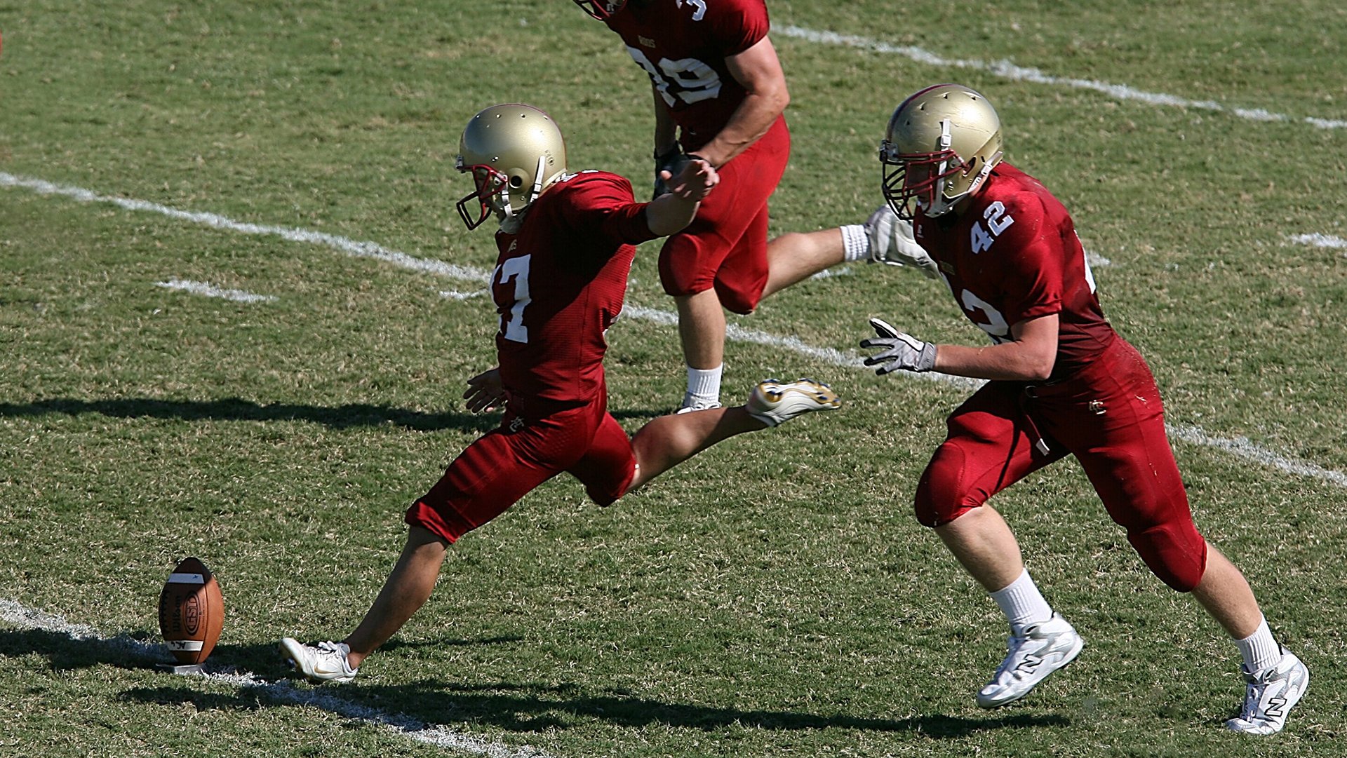 爱游戏体育（AYX）官方APP下载-利物浦主帅盛赞球队表现，坚信夺得英超桂冠，利物浦的主帅