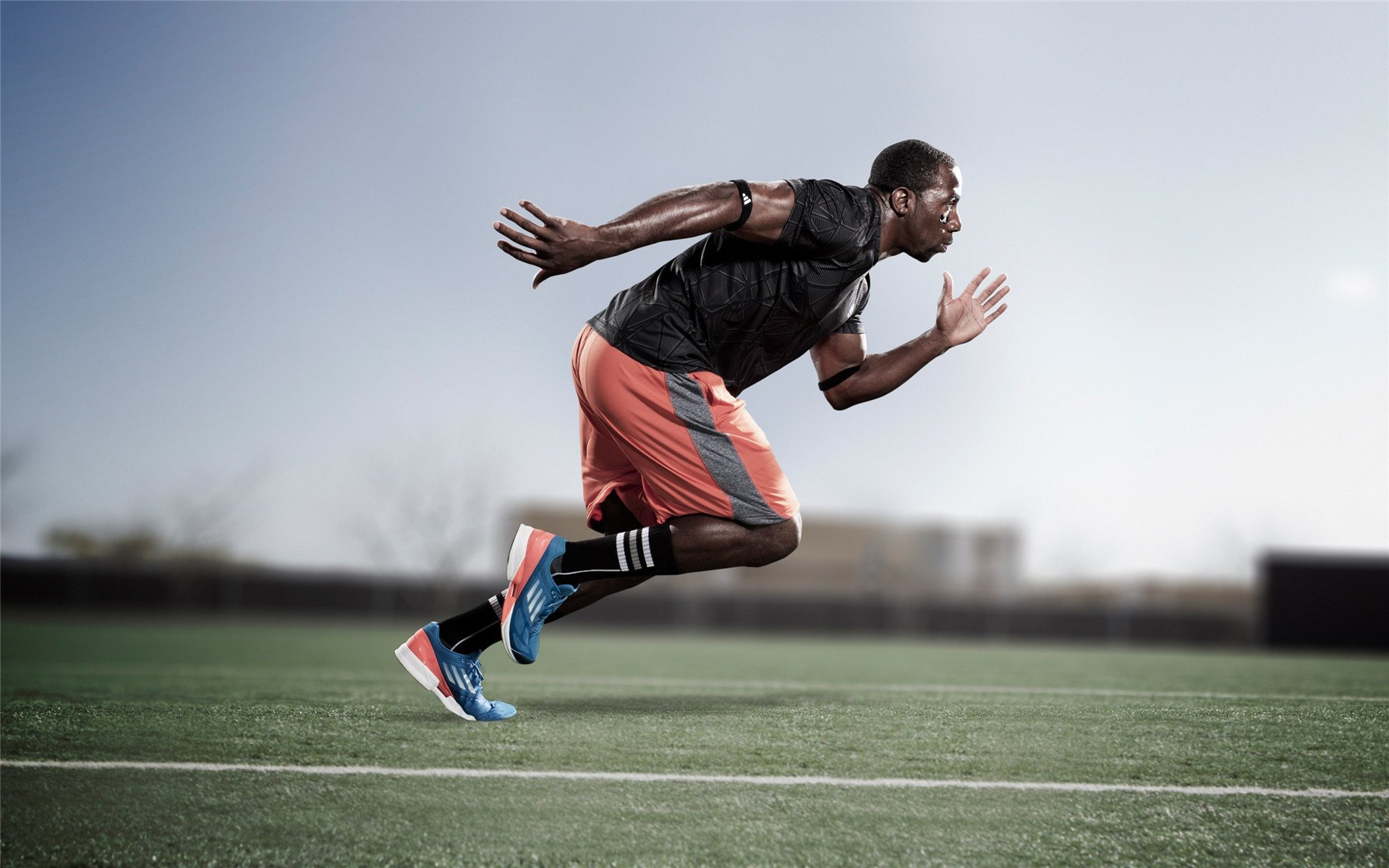 印度尼西亚骑手Nurstdinov Zayan Fatih在“Pink Polo”赛事中未获奖项,但展现出顽强拼搏精神。